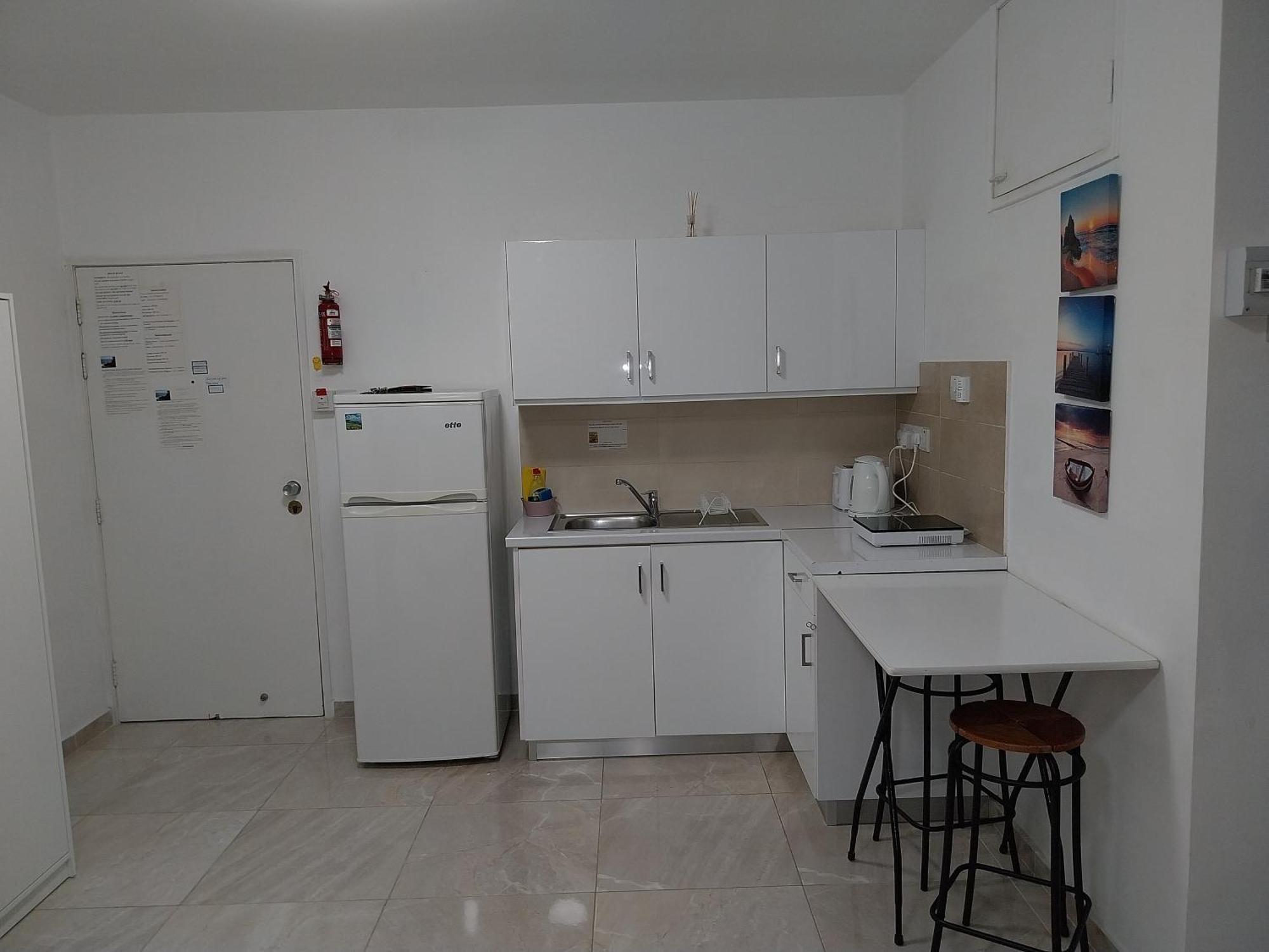 Stelia'S Seagate Studio Apt. Larnaca Eksteriør billede