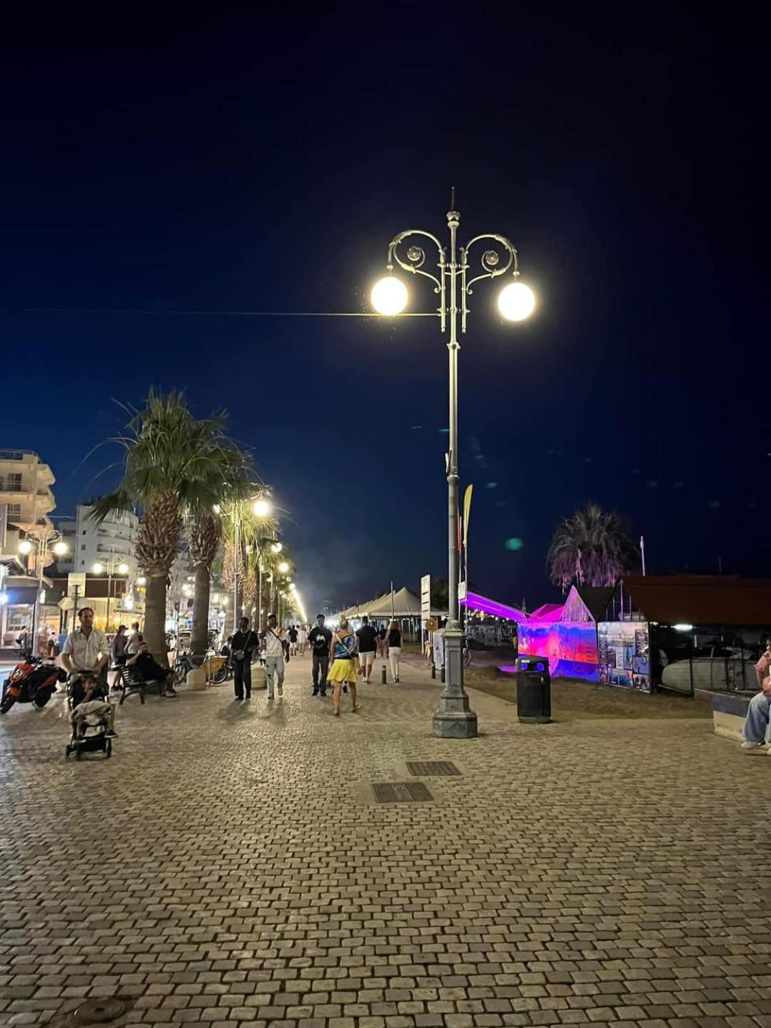 Stelia'S Seagate Studio Apt. Larnaca Eksteriør billede